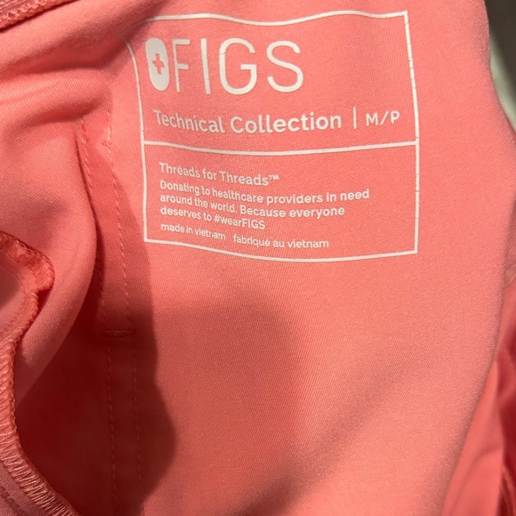 Limited edition figs Zamora scrub pants Med/Petite OBO - Picture 10 of 12